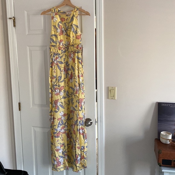 🤑 3/$30 NWT maxi dress. Yellow floral. Size small. Jopna brand - Picture 4 of 7